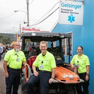 Donate-Giving-banner-BloomsburgFair-EMSTeamonFairway-0388